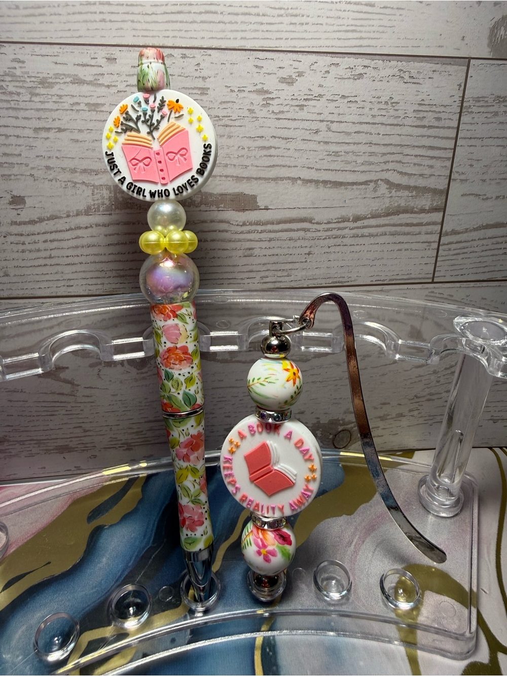New Floral Beaded Booklover Pen and Bookmark Set